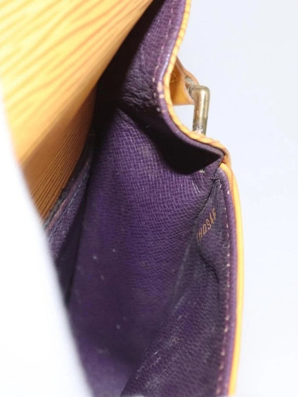 LOUIS VUITTON Epi Saint Cloud PM Shoulder Bag Yellow M52219 LV Auth LNZ331 - Picture 12 of 16